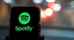 Spotify users threaten to boycott over ICE advertisements
