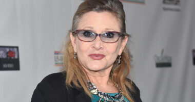 Star Wars Legend Carrie Fisher Confronted A Predatory Producer In An Unforgettable Way