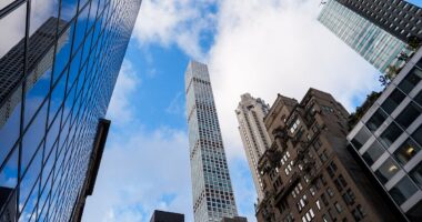 Supertall NYC tower where J-Lo and A-Rod lived is covered in CRACKS