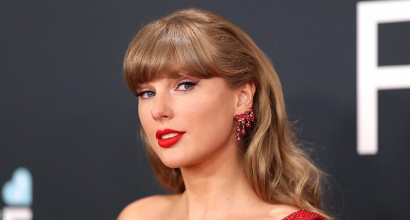 Taylor Swift takes a swipe at Scooter Braun in new track