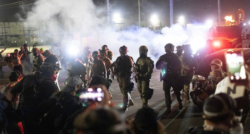 Texas National Guard deploys 200 troops to Illinois for federal protection mission amid protests
