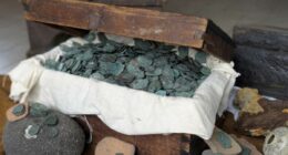 Treasure worth $1 million found in shipwreck off Florida coast