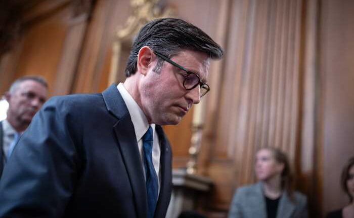 Trump says Senate should scrap the filibuster to end the shutdown, an idea opposed by Republicans