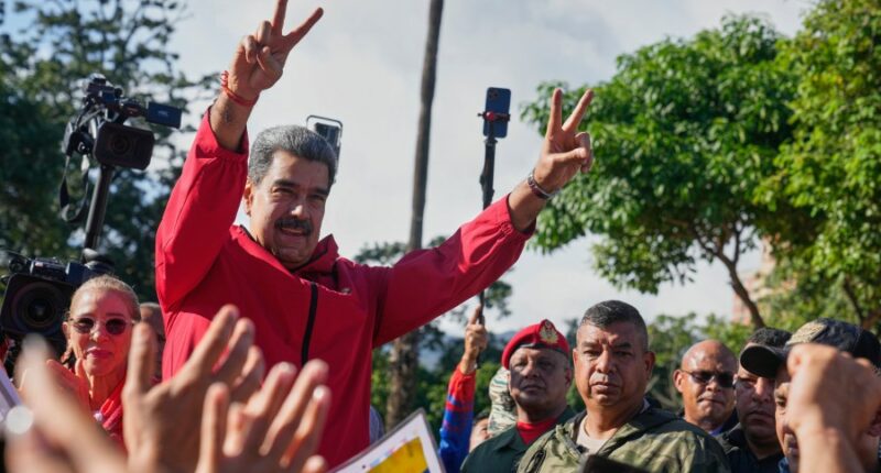 US sought to lure Nicolás Maduro’s pilot into betraying the Venezuelan leader