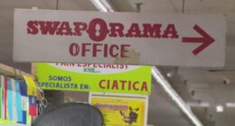 Vendors seek support after ICE activity at Chicago flea market sparks boycott