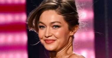 Victoria Secret models accused of using 'appalling' amount of fake tan