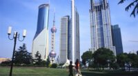 Foreign investors eye Chinese tech again, but capital controls, policy risks weigh
