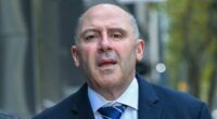 Tony Mokbel cleared of some drug trafficking charges, to face retrial on others