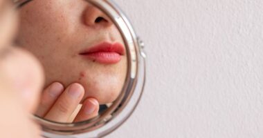 'I'm a beauty expert and eat these 5 foods for glowing skin all winter'