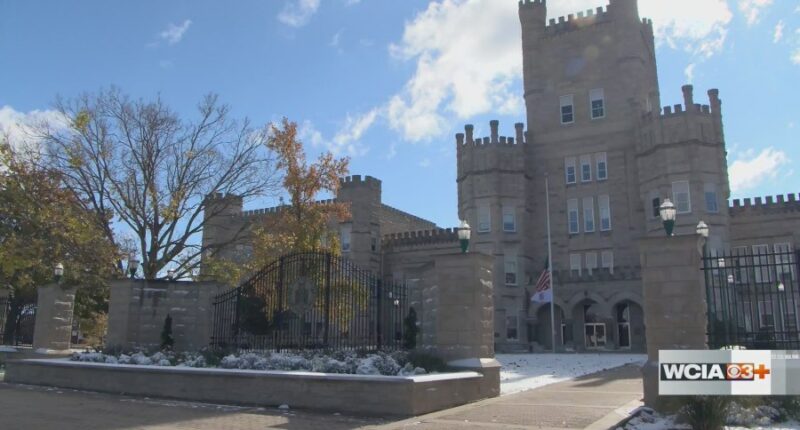 'It was very much a panic': Emergency alert at Coles Co. campus left students with fear, confusion