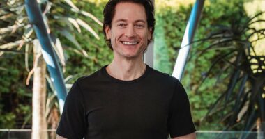 'Roadmap' to longevity details key habits people need to form to increase healthy lifespan