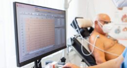 'Slump' risks obesity, heart disease and stroke in 'worrying new report'