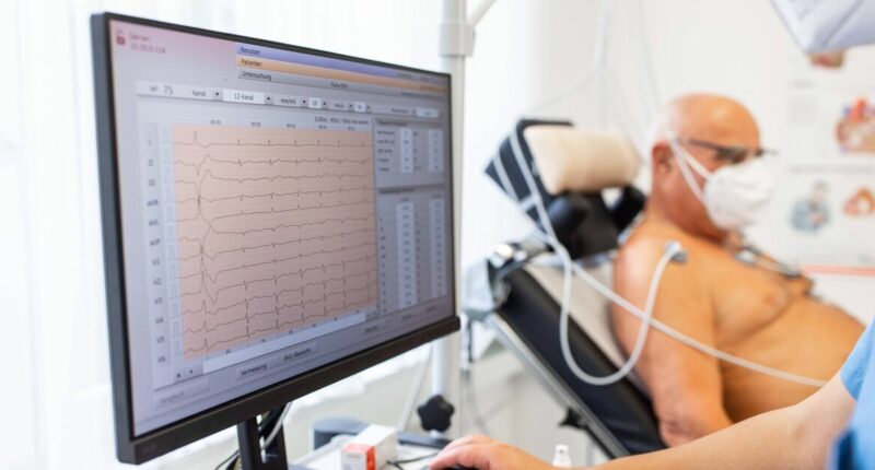 'Slump' risks obesity, heart disease and stroke in 'worrying new report'