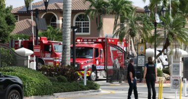 2 dead after small plane on hurricane relief mission to Jamaica crashes in Florida neighborhood