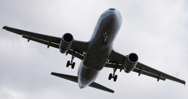 Air traffic cuts begin Friday morning: Updates around the country