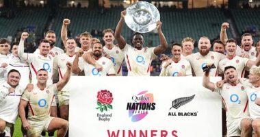 Steve Borthwick's England won all four of their autumn internationals taking their winning streak to 11 Tests