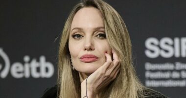 American stars who REFUSE to observe Thanksgiving over bloody history