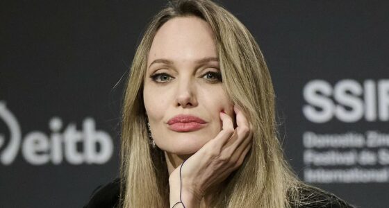 American stars who REFUSE to observe Thanksgiving over bloody history