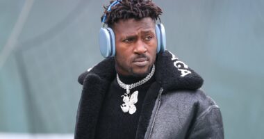 Antonio Brown in custody after being extradited from Dubai