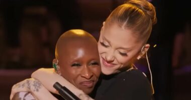 Ariana Grande's Judy Garland tribute gets verdict from her daughter