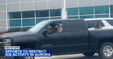 Aurora City Council votes to approve ordinance banning federal agents from arresting immigrants without warrant on city property