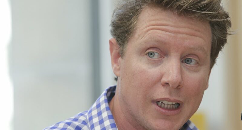 Barefoot Investor reveals crisis over scathing essay about wedding