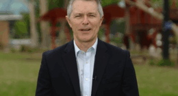 Billions of dollars of debt wiped from accounts of 100,000 Aussies