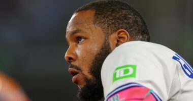 Blue Jays star caught wiping away tears after World Series loss