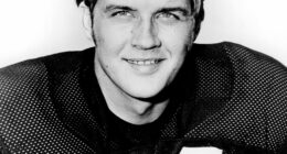 Bob Trumpy, longtime NFL player and broadcaster, dies