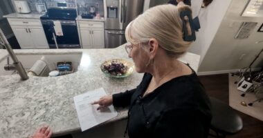 Brooksville woman furious that garage repair company used her address