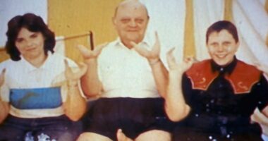 Circus performer 'Lobster Boy' killed by teenage hitman