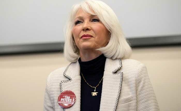 Colorado doesn't plan to transfer imprisoned former county clerk to federal custody