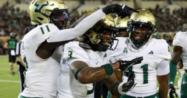 Defensive TDs jumpstart South Florida to 55-23 win over UTSA