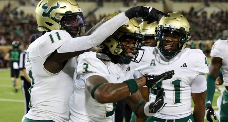 Defensive TDs jumpstart South Florida to 55-23 win over UTSA