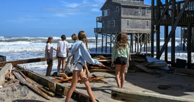 Desperate homeowners spend $400K to save properties from the sea