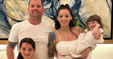 Disturbing way dad who let daughter, 2, die in hot car killed himself