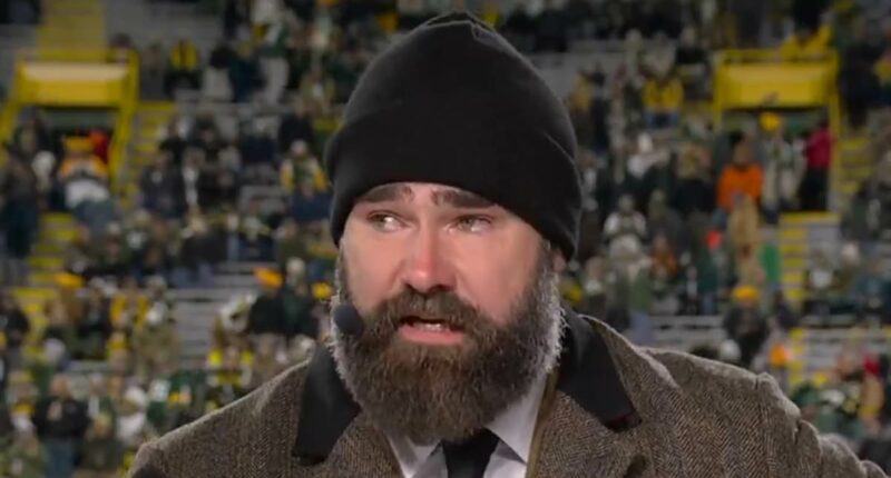 Emotional Kelce chokes up after tribute to Eagles star's grandfather