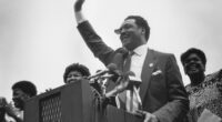 Family of Jesse Jackson say civil rights leader 'not on life support'