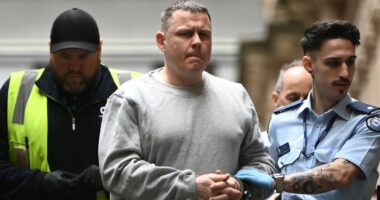 Father found guilty of murder over son's stolen wallet