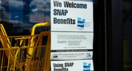 Federal judge orders Trump admin to provide full SNAP payments 