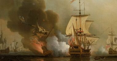 First pieces of $20B trove retrieved from 300-year-old shipwreck