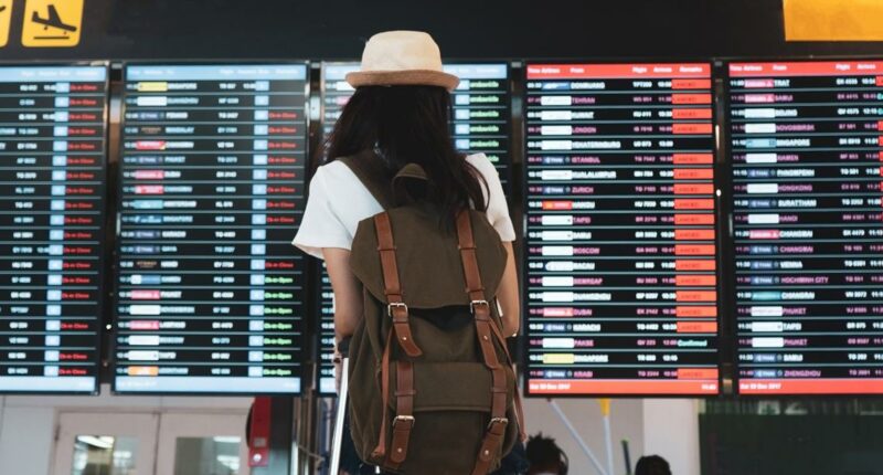 Flight delays: Here are your rights when flying over the holidays in 2025