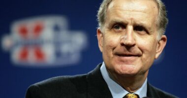 Former NFL commissioner Paul Tagliabue dies