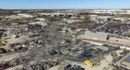 Former colleagues pay tributes to pilots killed in UPS cargo plane crash in Kentucky