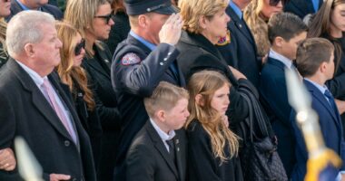 Funeral held for FDNY firefighter Patrick Brady in Queens