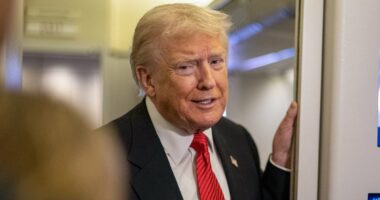 Government shutdown becomes longest in US history