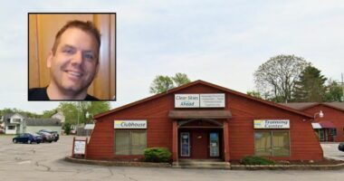 Group home ignored man's fatal constipation complaints: Suit