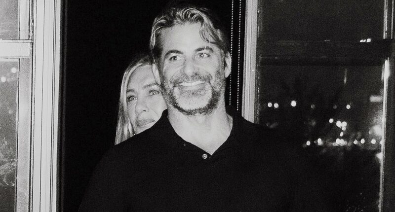 Has New Age healer Jim Curtis fixed Jennifer Aniston's broken heart?