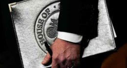 House gets back to work and quickly falls into a cycle of punishing its own