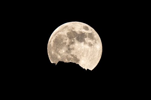 How to see the closest supermoon of the year